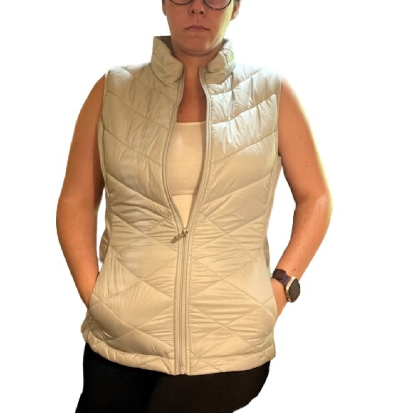 NWT - INTL d.e.t.a.i.l.s. Puffer Vest - Picture 2 of 7